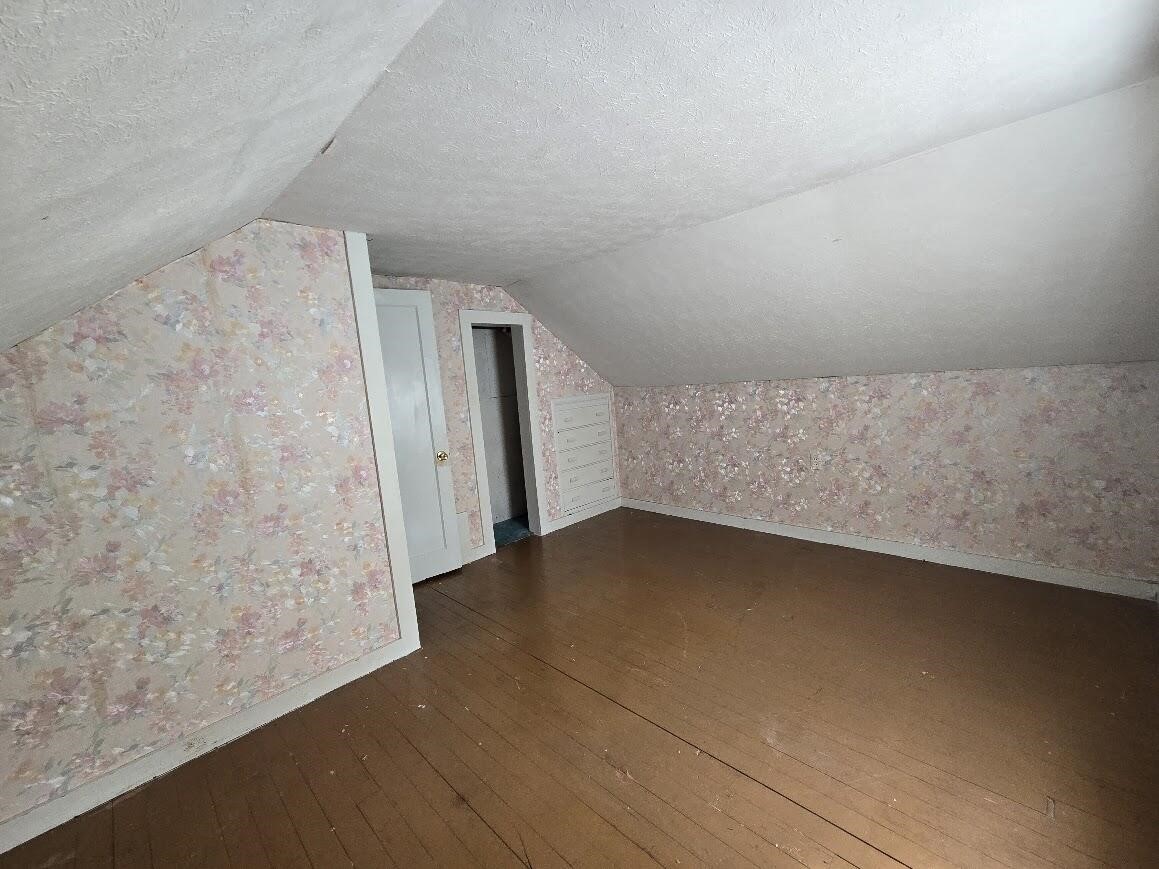 10702 Cutler Street Property Photo 13