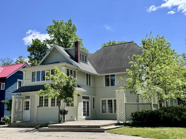 430 W Upton Avenue Property Photo 1