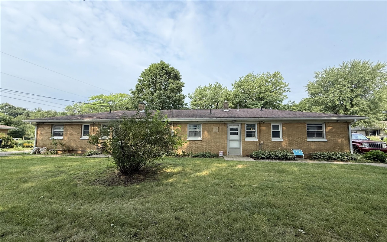 157 Elvern Drive Property Photo 4