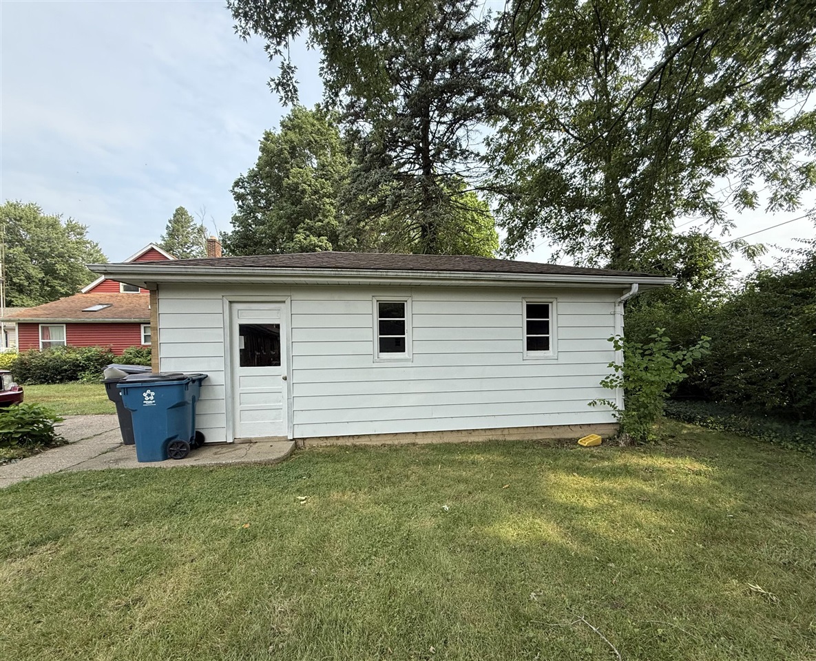 157 Elvern Drive Property Photo 5