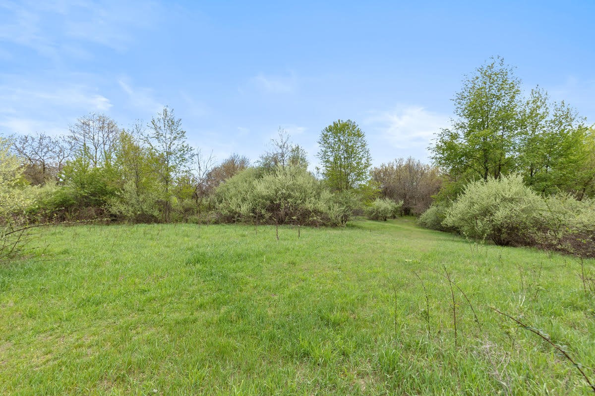 00 6th Avenue Property Photo 12