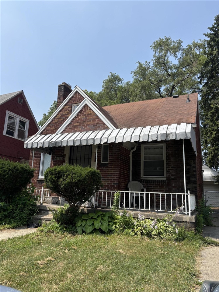 20179 Russell Property Photo 1