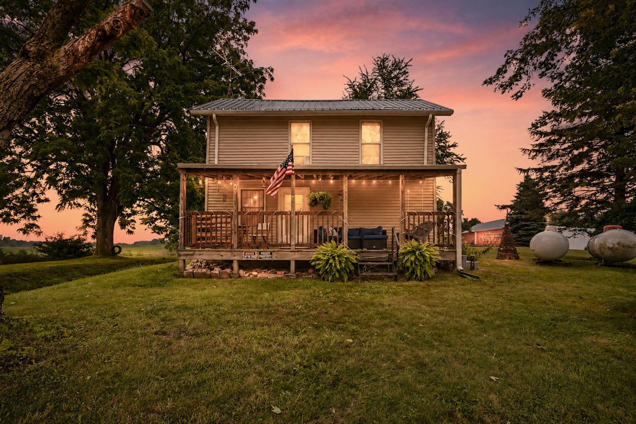 10303 Grass Lake Road Property Photo 1