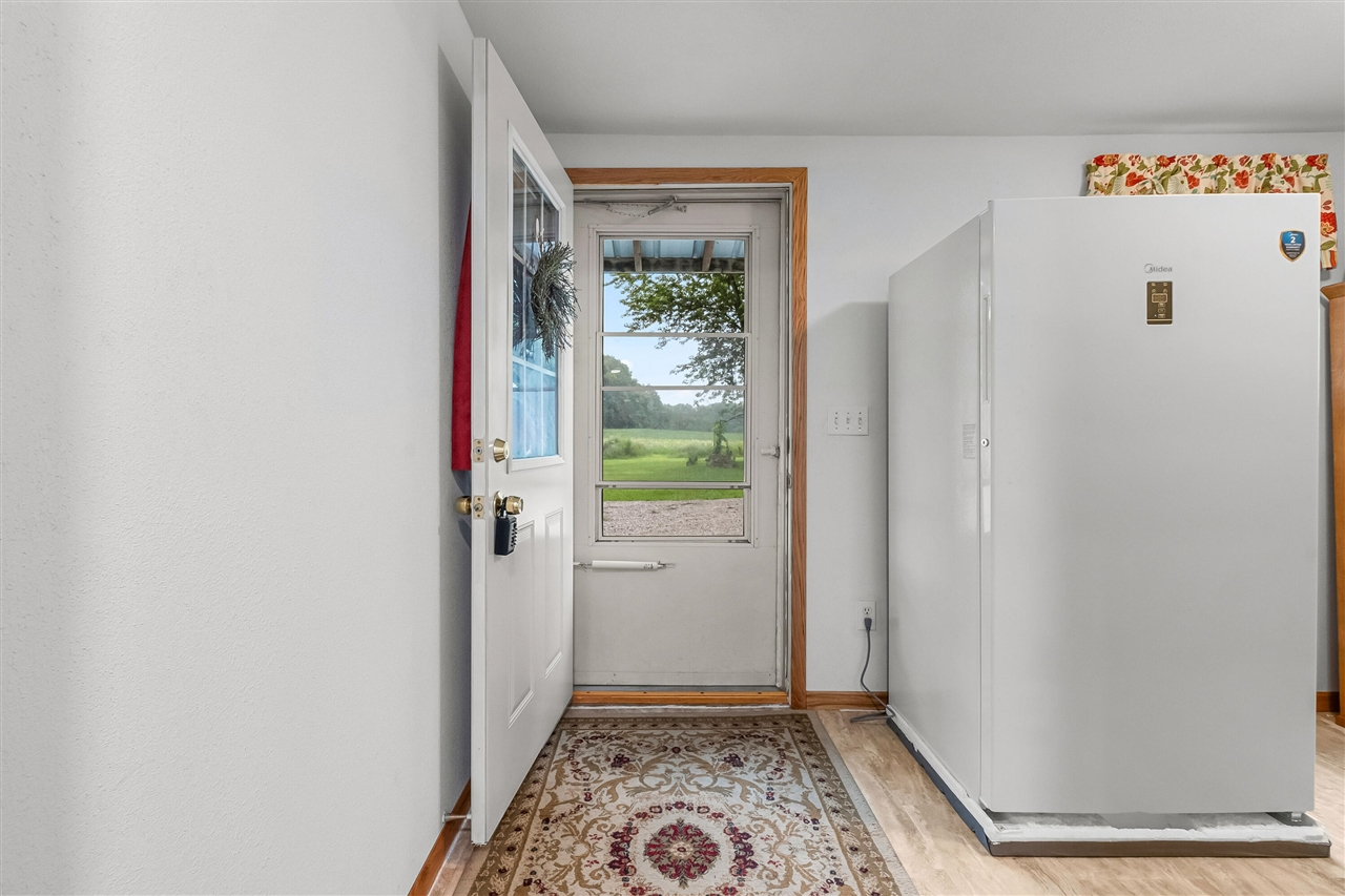 10303 Grass Lake Road Property Photo 3