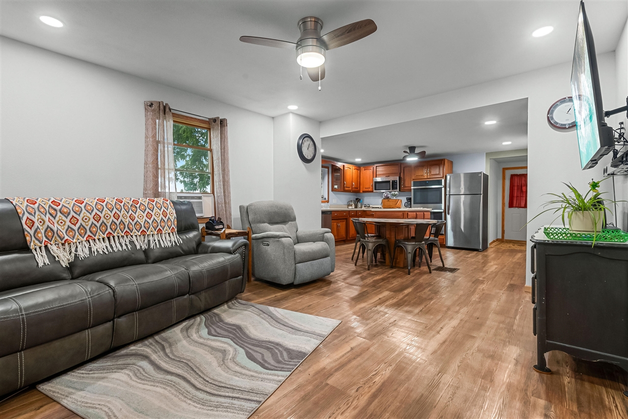 10303 Grass Lake Road Property Photo 11