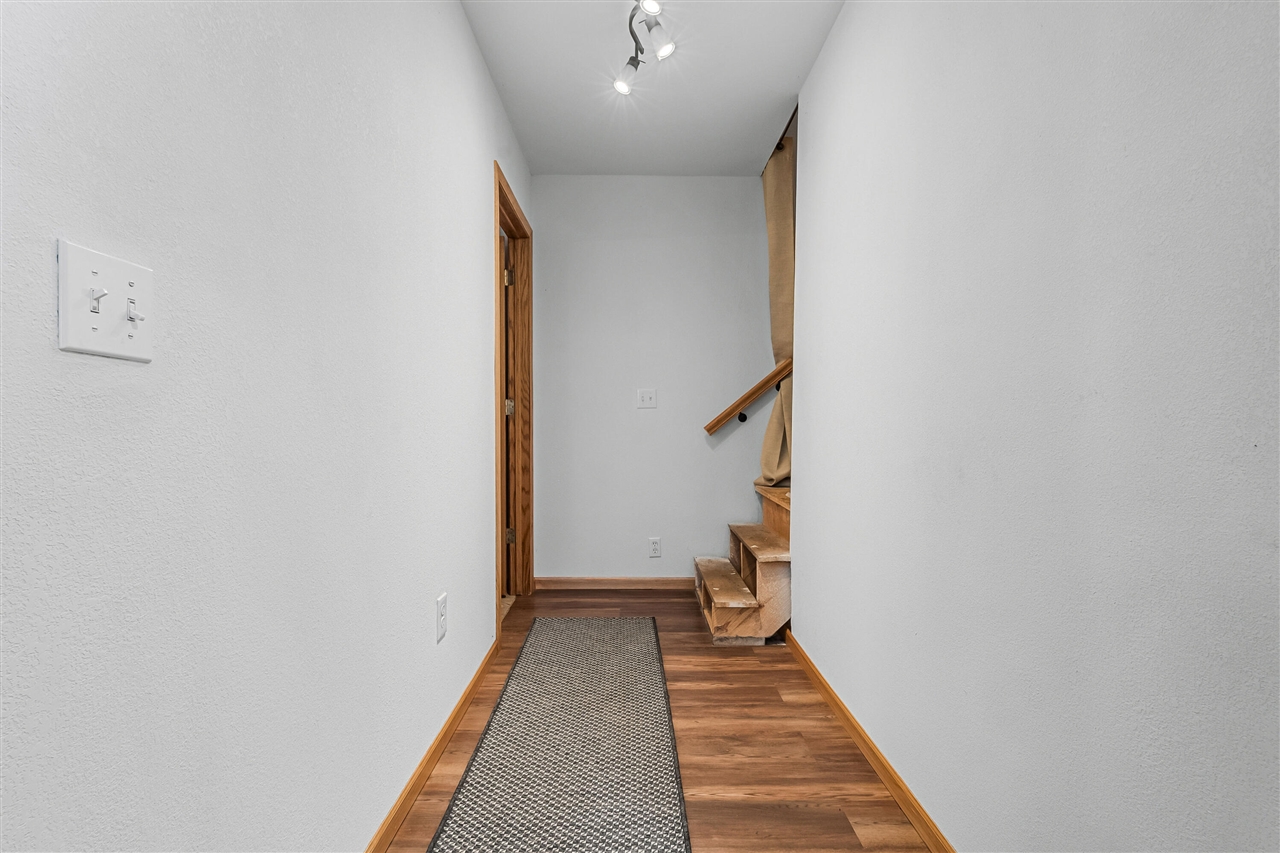 10303 Grass Lake Road Property Photo 14