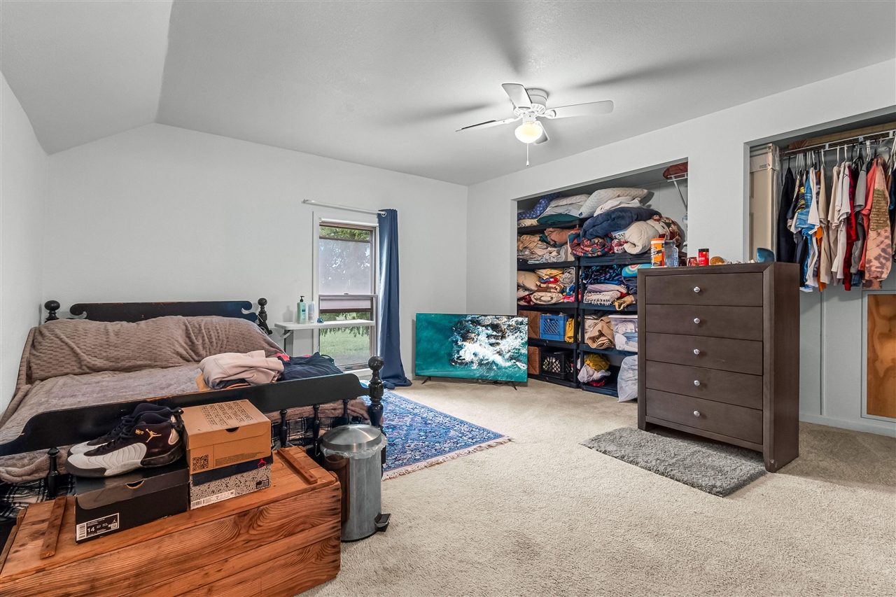10303 Grass Lake Road Property Photo 17
