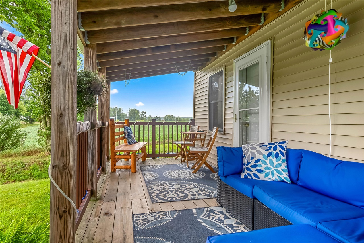 10303 Grass Lake Road Property Photo 19