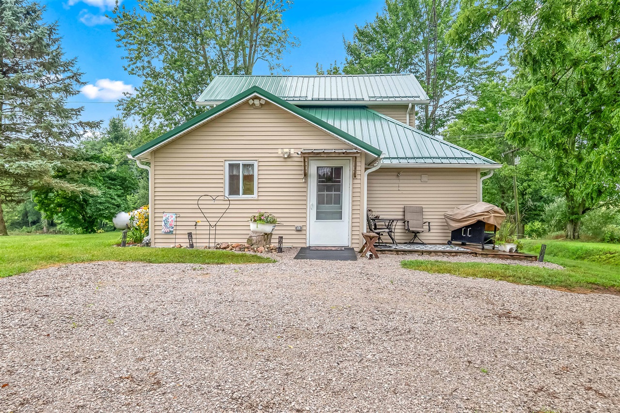 10303 Grass Lake Road Property Photo 23