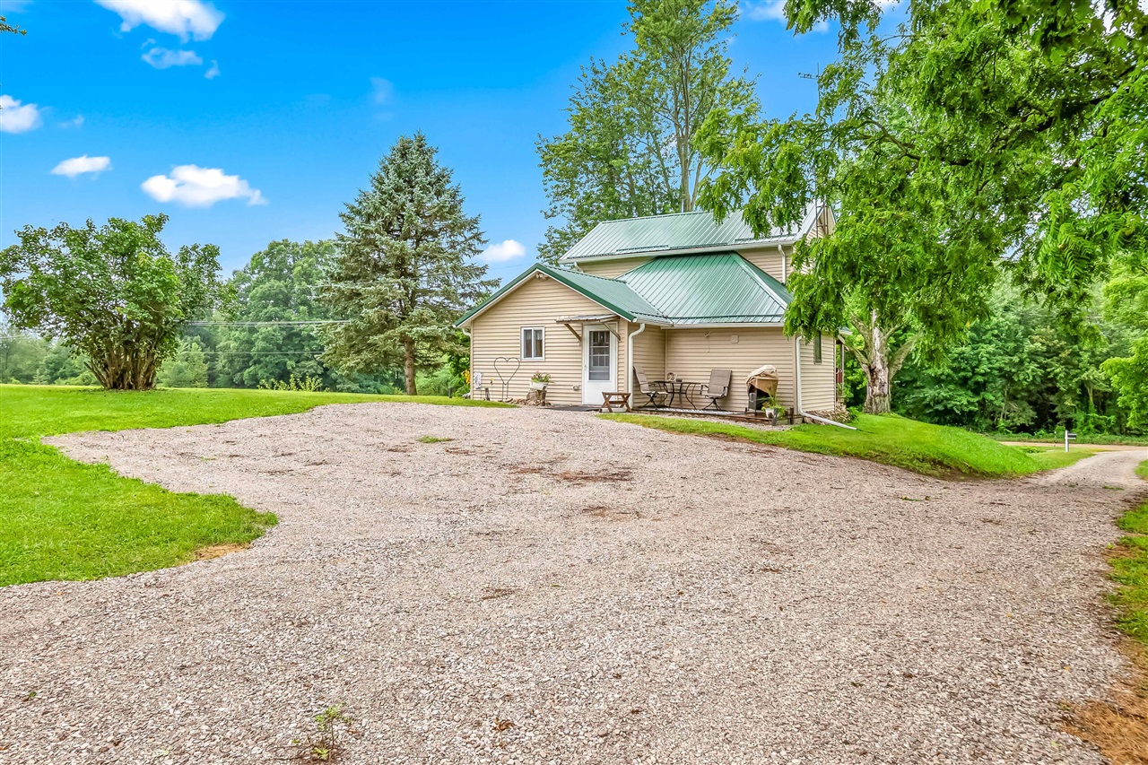 10303 Grass Lake Road Property Photo 24
