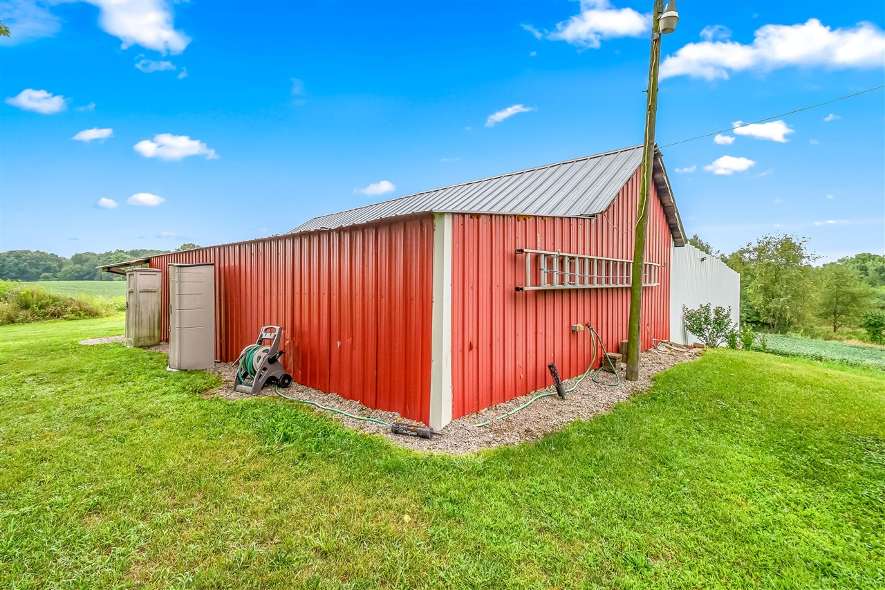 10303 Grass Lake Road Property Photo 29