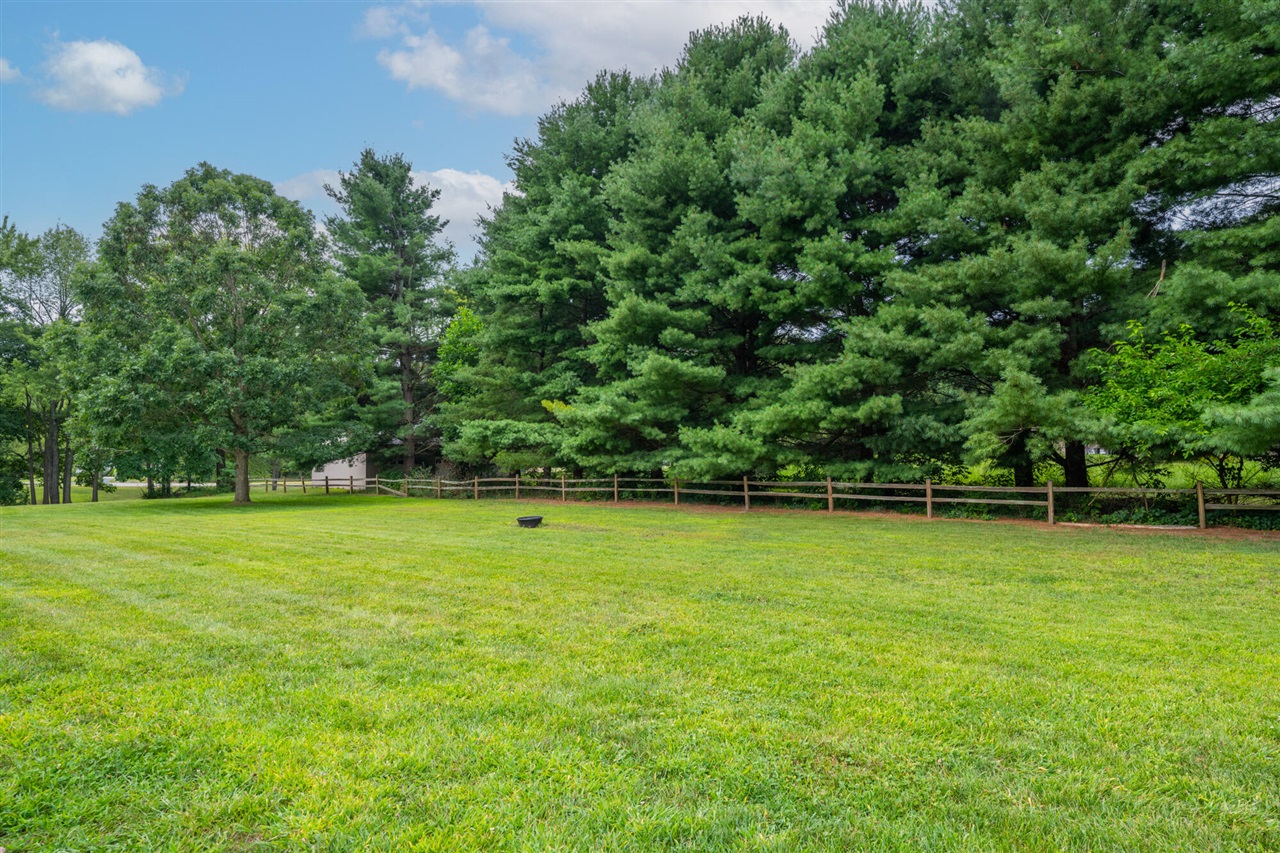 5324 Becht Road Property Photo 12