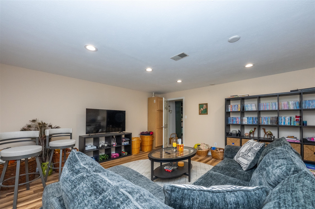 5324 Becht Road Property Photo 23
