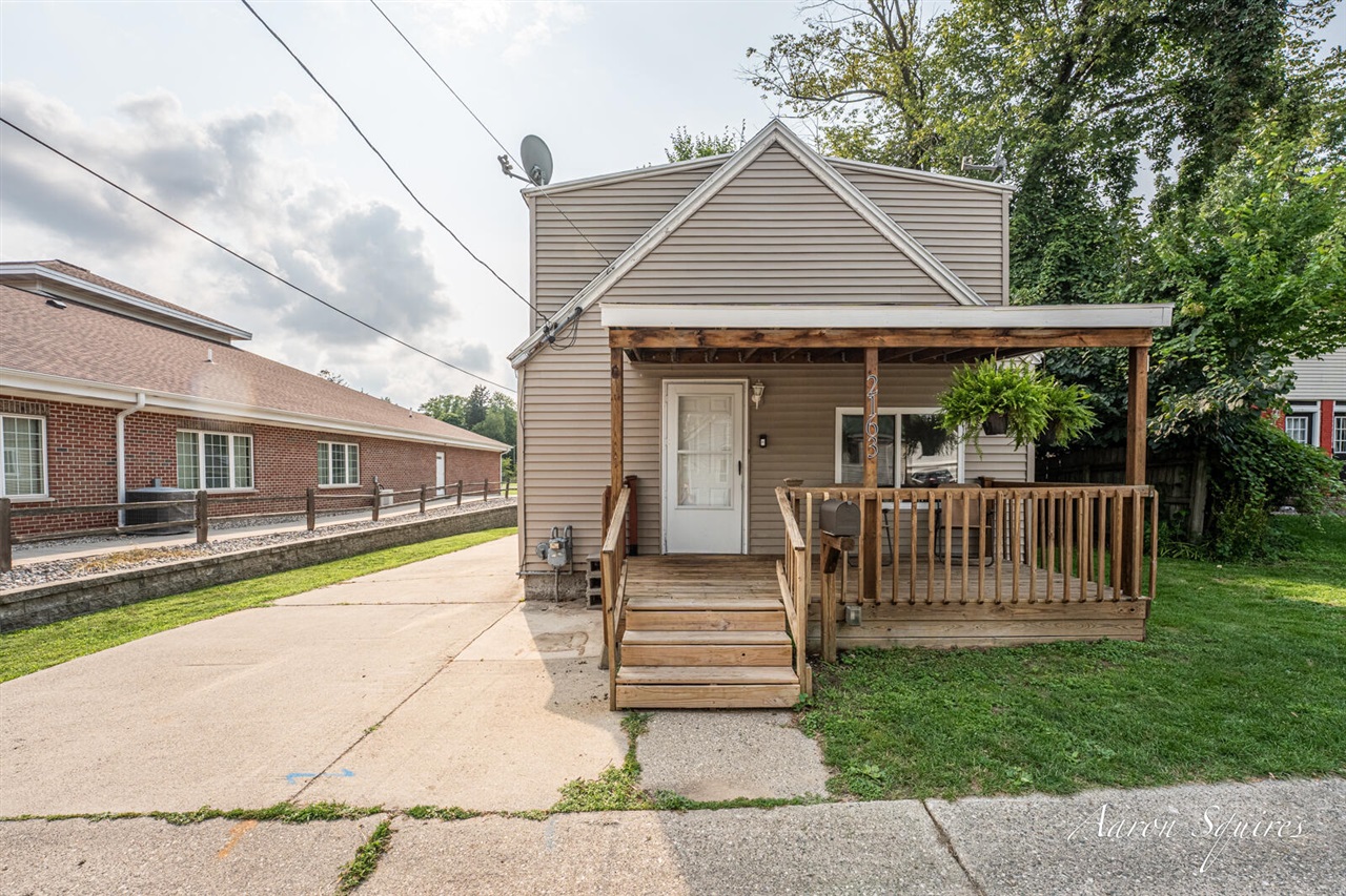 2163 Galewood Avenue Property Photo 1