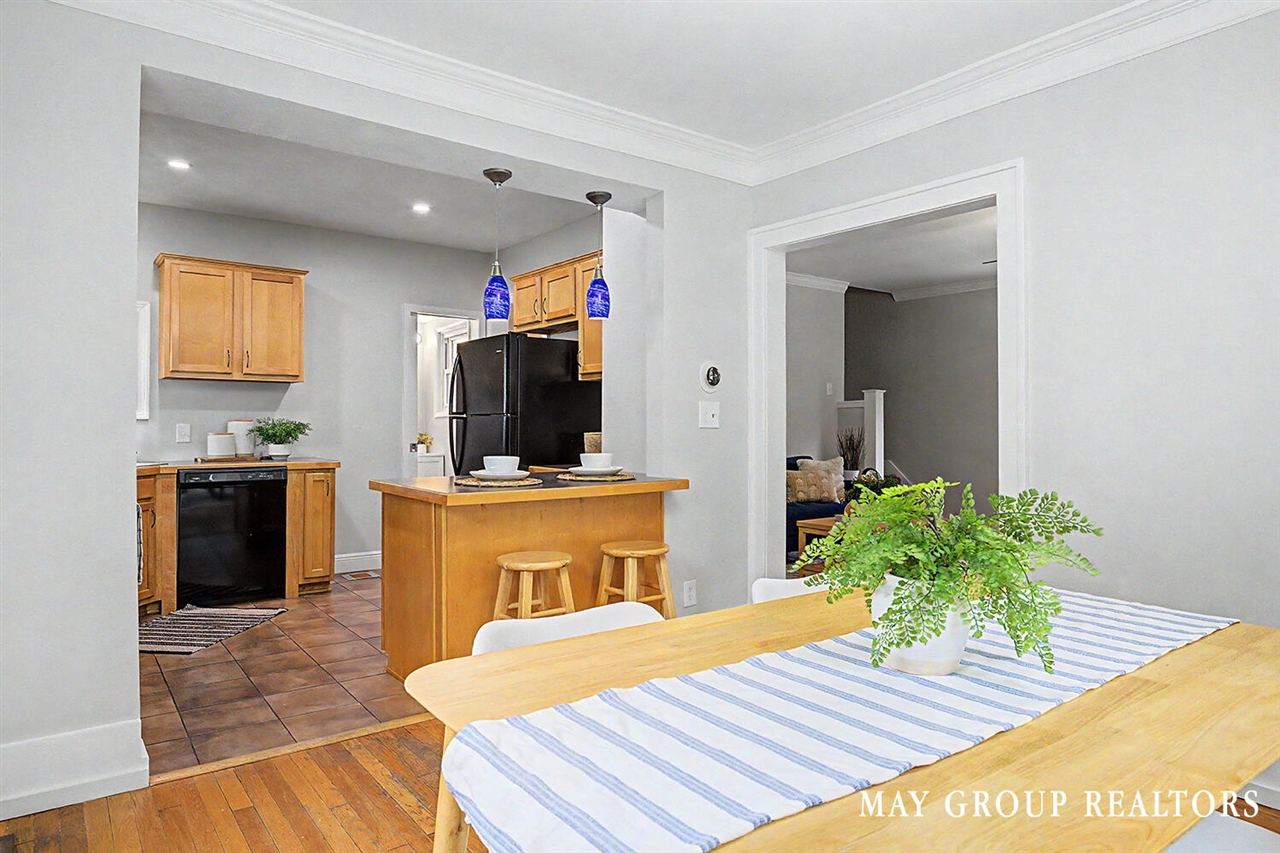 143 Burr Oak Street Property Photo 23