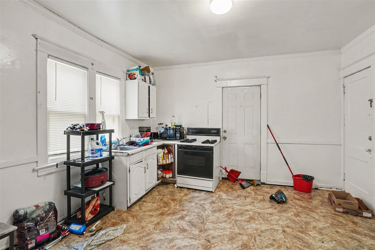 727 Nw 6th Street Property Photo 16