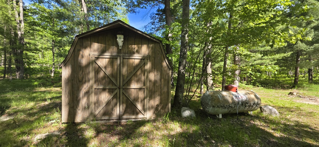4869 E Free Soil Road Property Photo 6