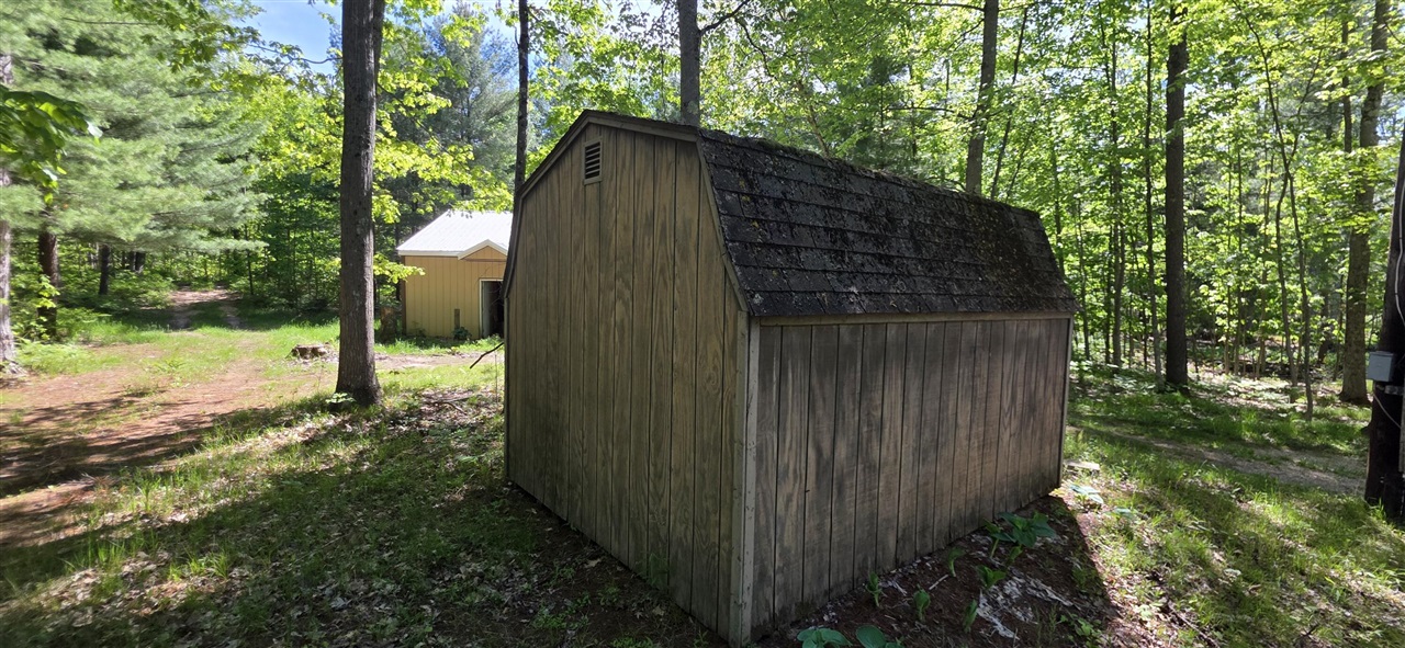 4869 E Free Soil Road Property Photo 8