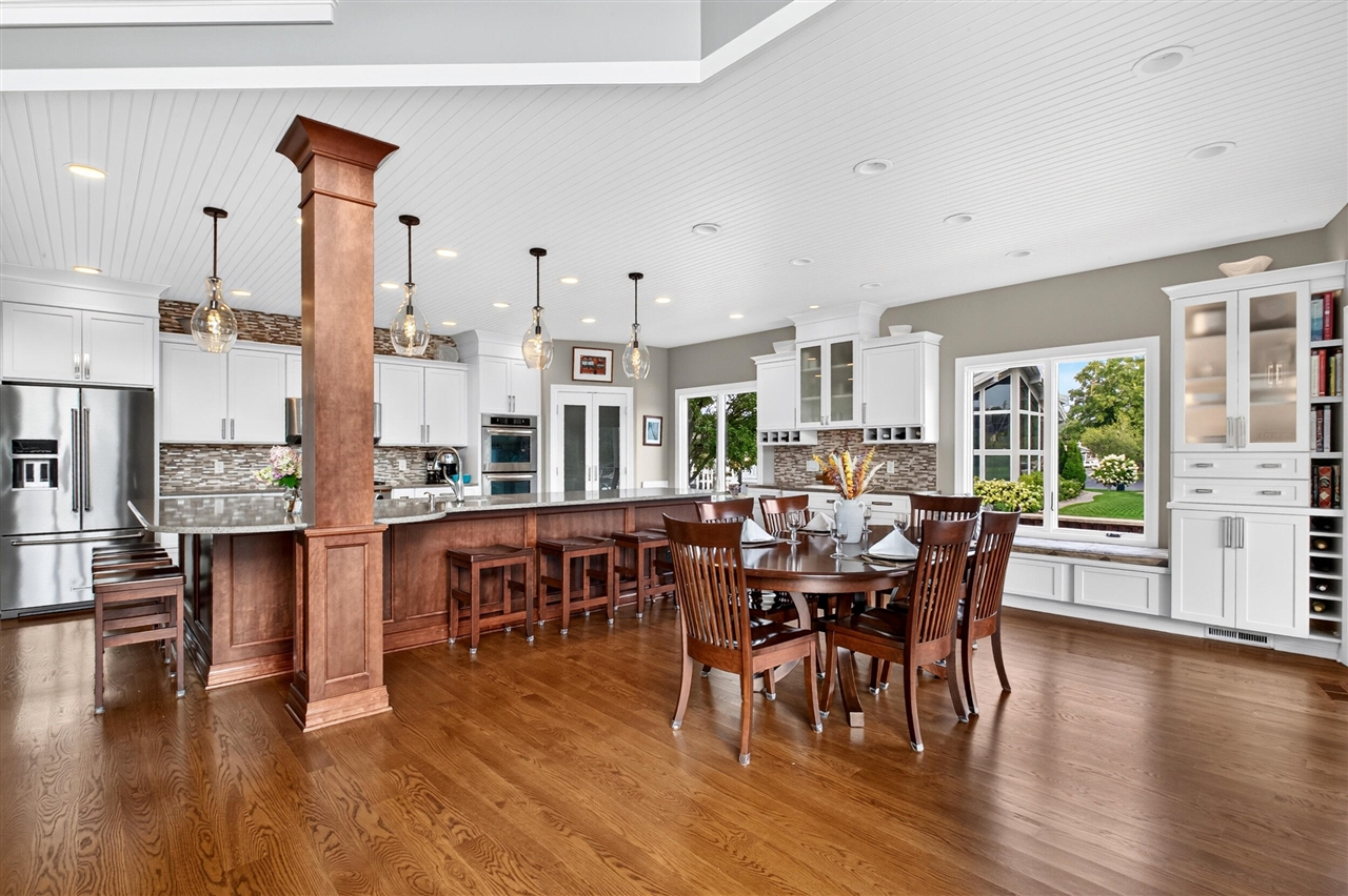 2545 Bay Pointe Drive Property Photo 11