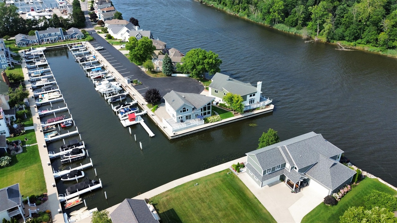 2545 Bay Pointe Drive Property Photo 47