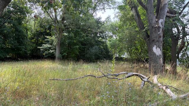 723 Sumner Avenue Property Photo 1