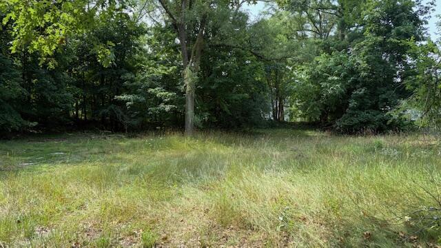 723 Sumner Avenue Property Photo 2