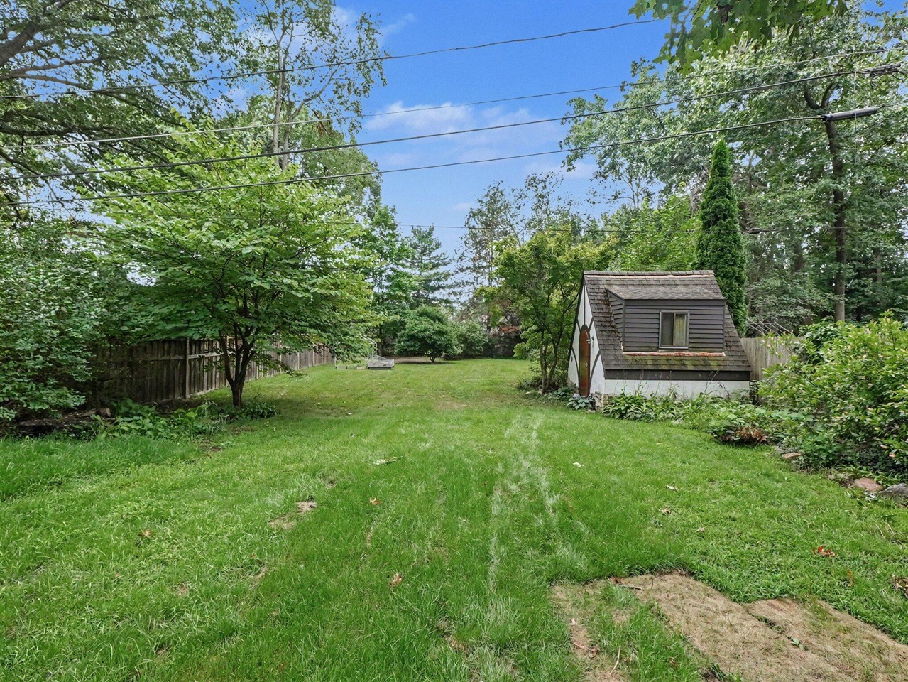 903 Briarcliff Road Property Photo 5
