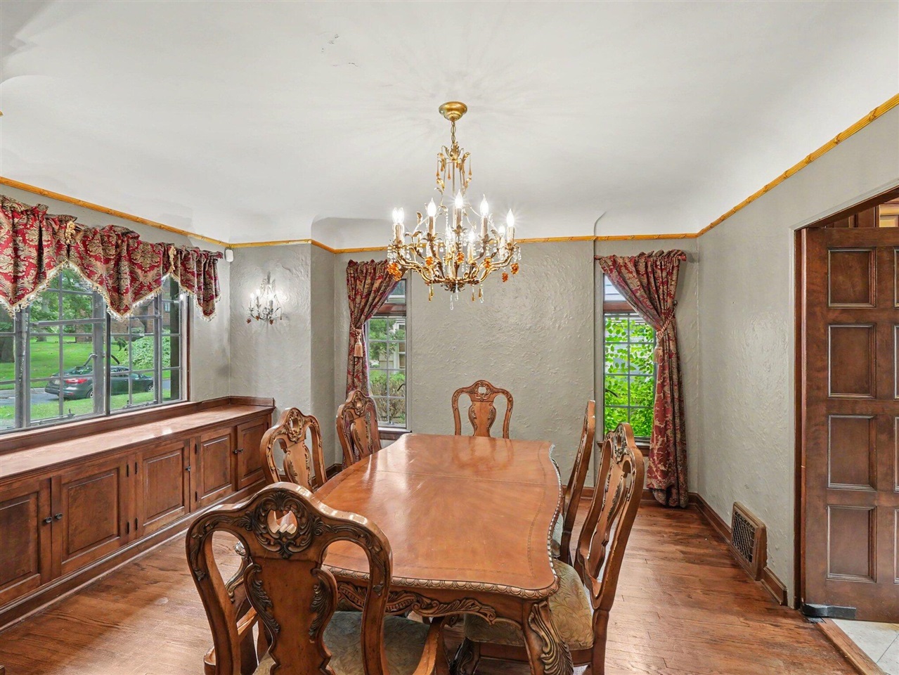 903 Briarcliff Road Property Photo 12