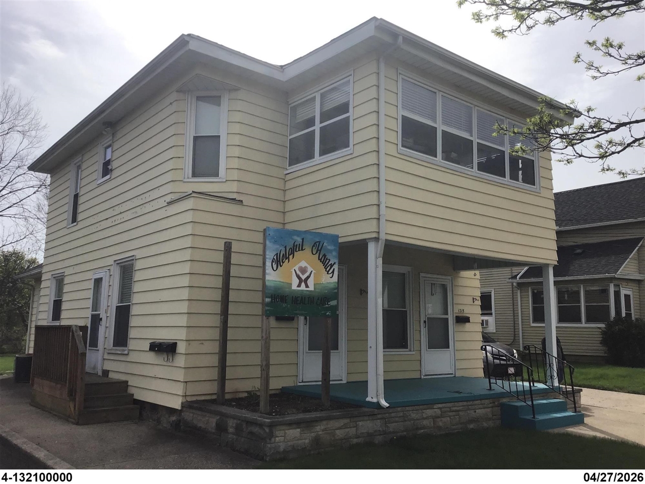 1215 1st Property Photo 1
