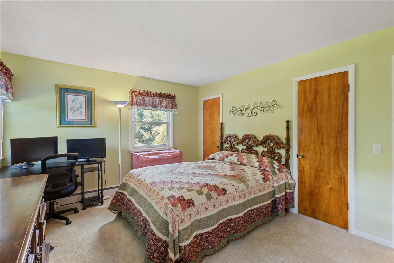 10426 Douglas Avenue Property Photo 14