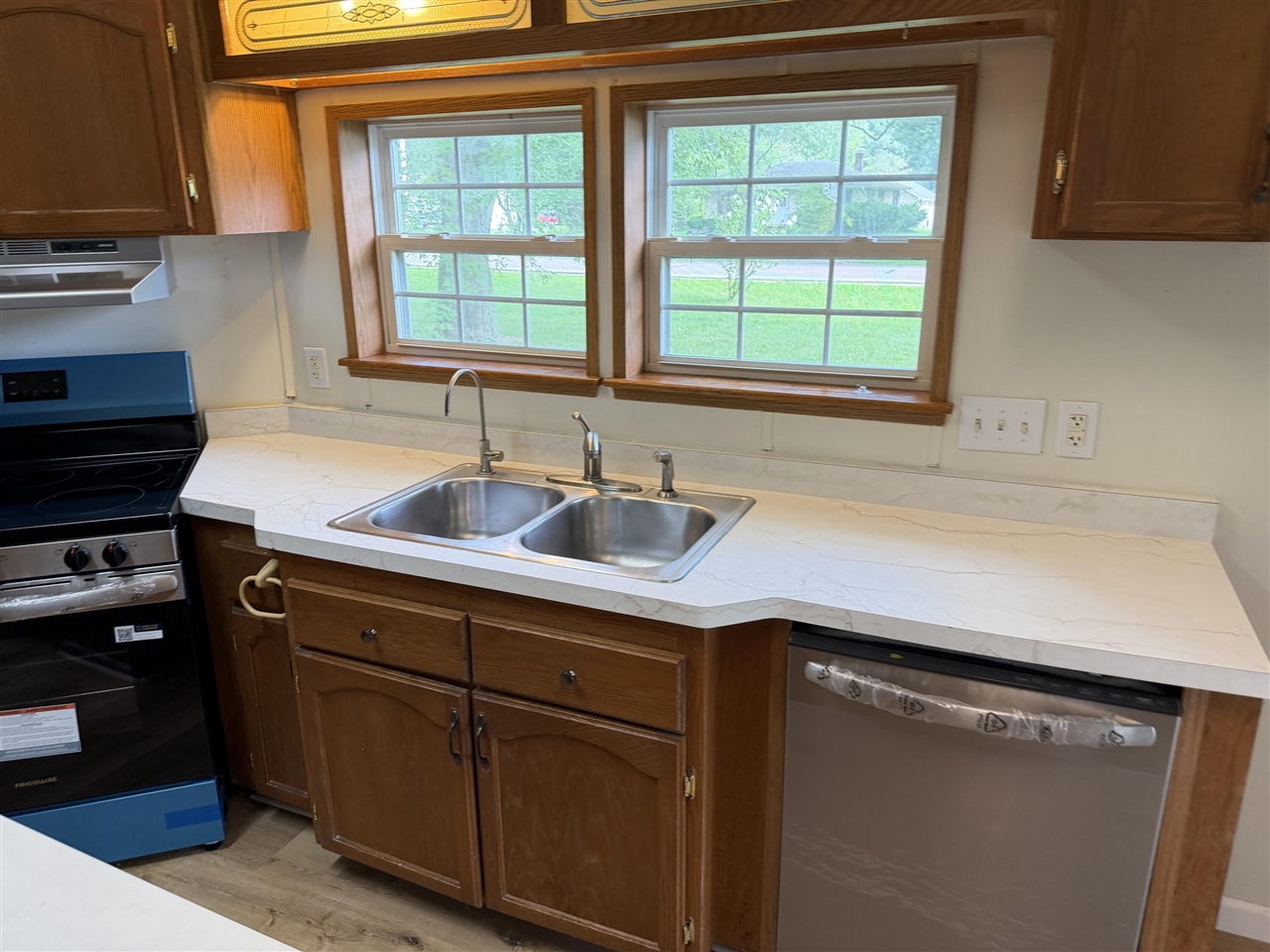 3084 S Pipestone Road Property Photo 7