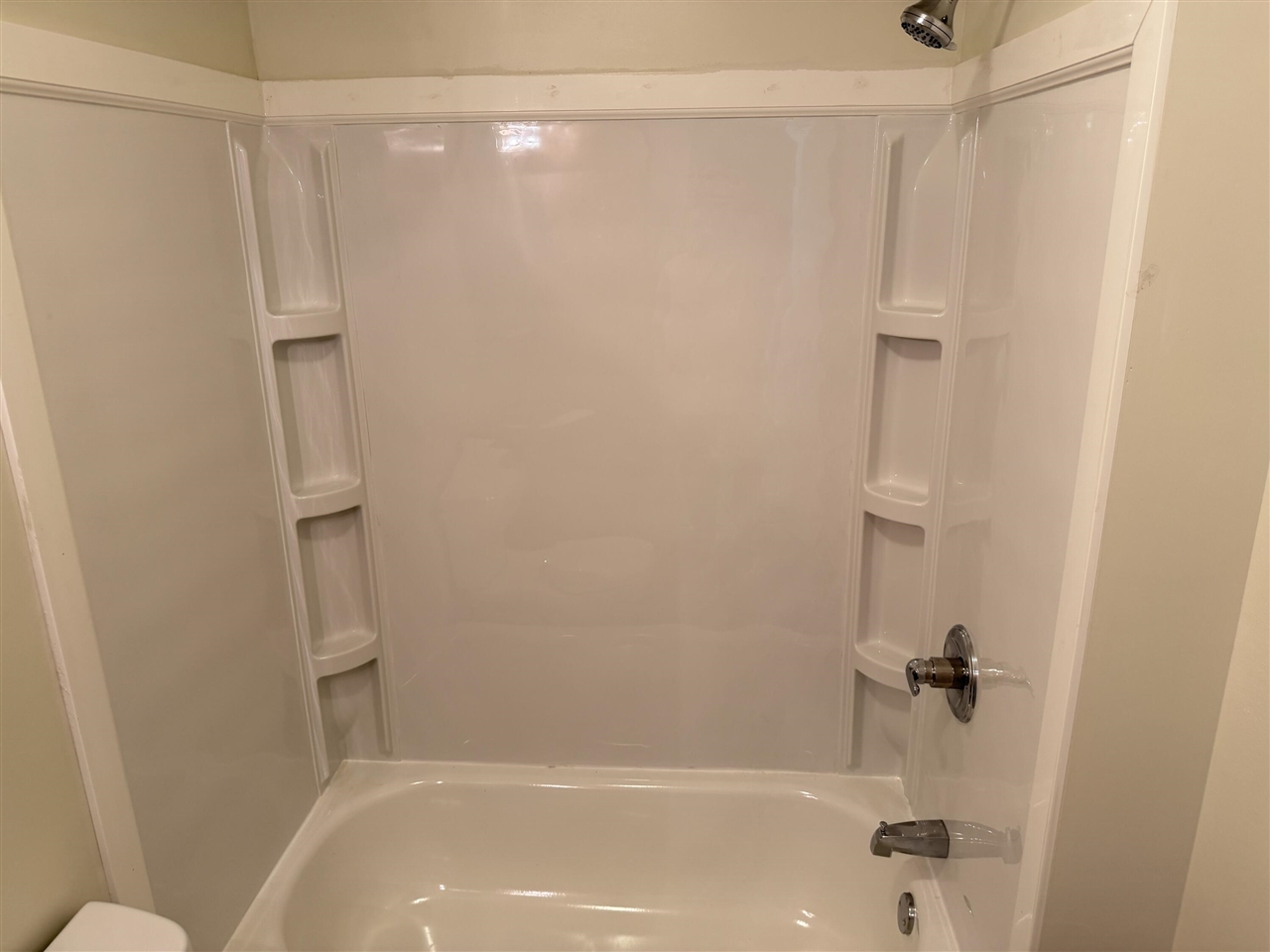 3084 S Pipestone Road Property Photo 12