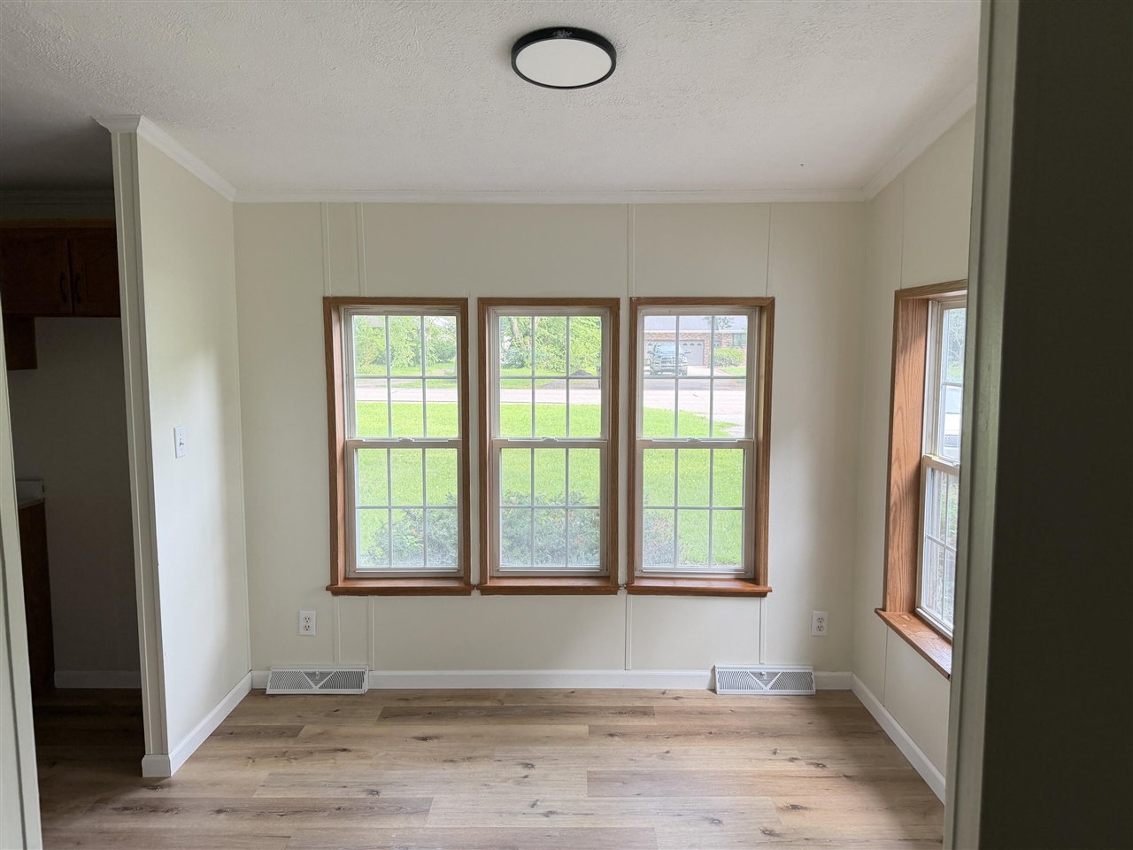 3084 S Pipestone Road Property Photo 15