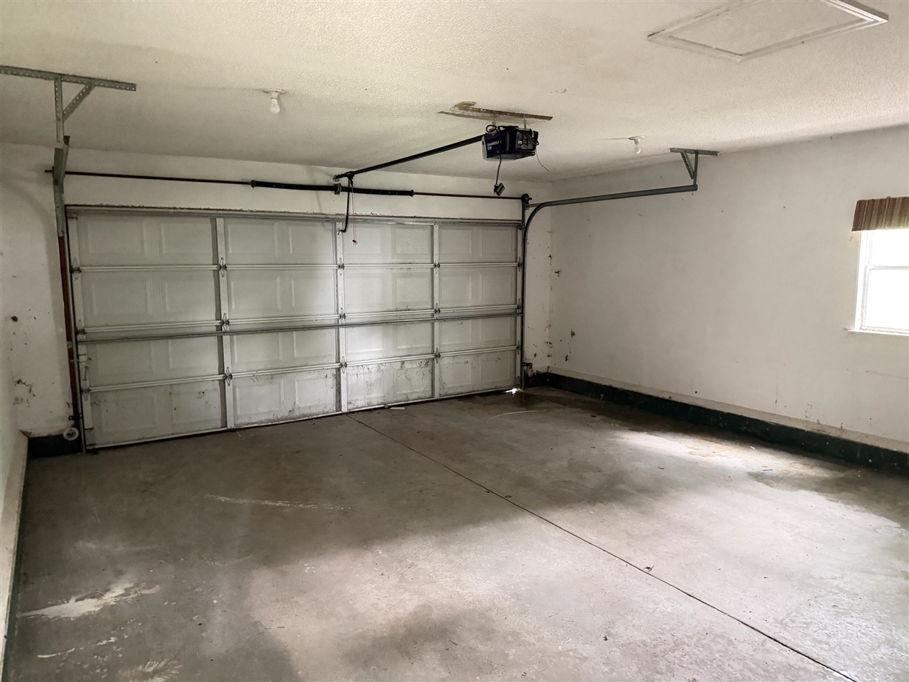 3084 S Pipestone Road Property Photo 22