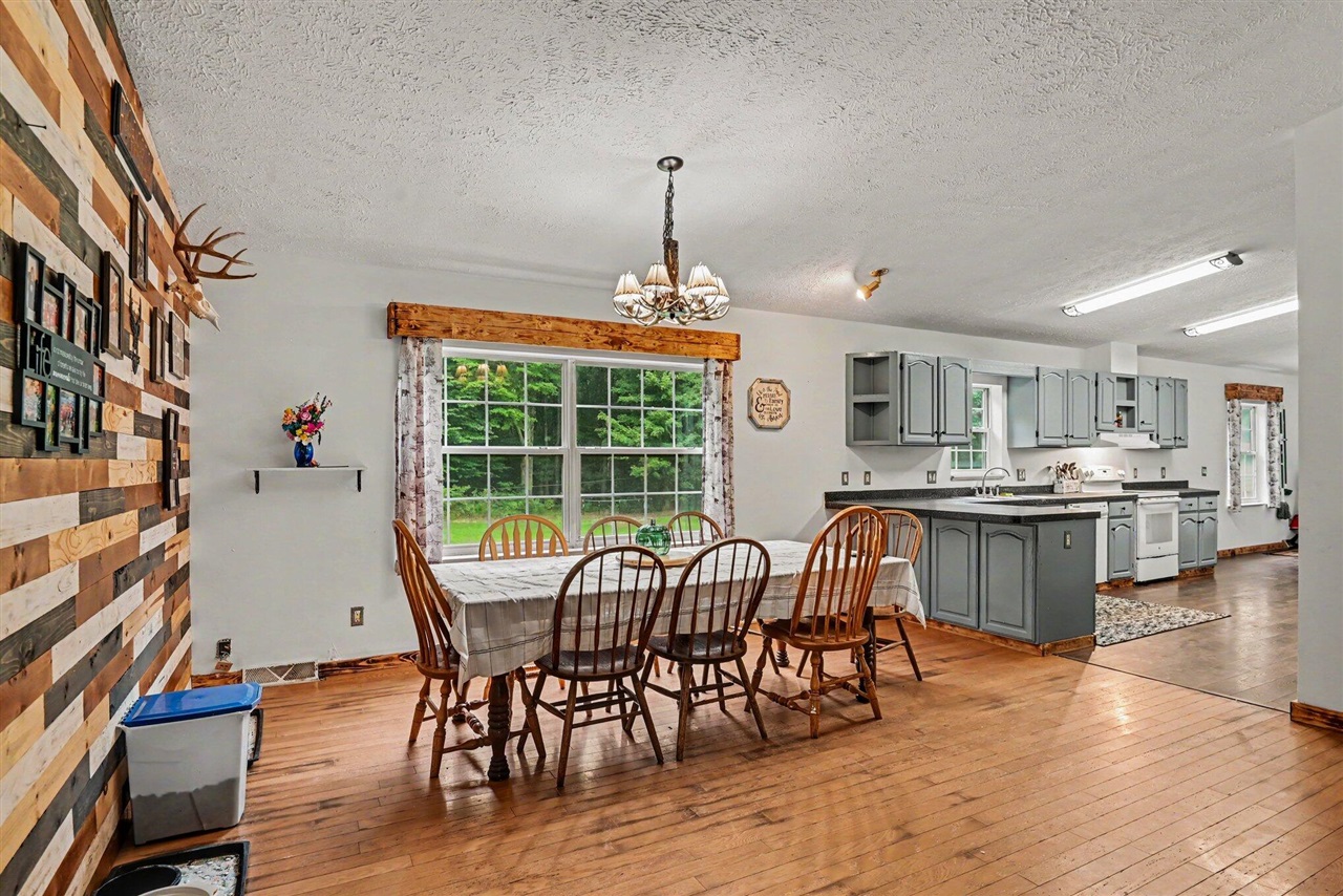 6113 102nd Avenue Property Photo 8