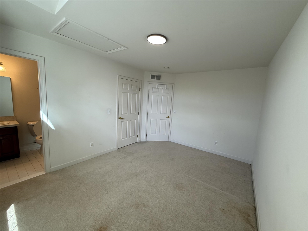 18145 Shoreline Court Property Photo 18