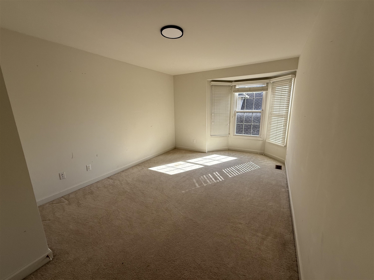 18145 Shoreline Court Property Photo 20