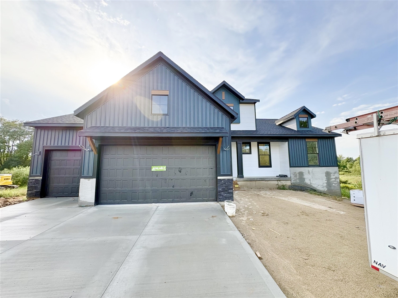 655 Sunfield Drive Property Photo 1