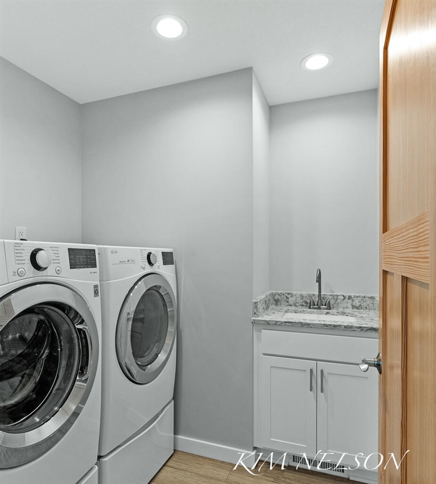 5768 South Shore Drive Property Photo 39