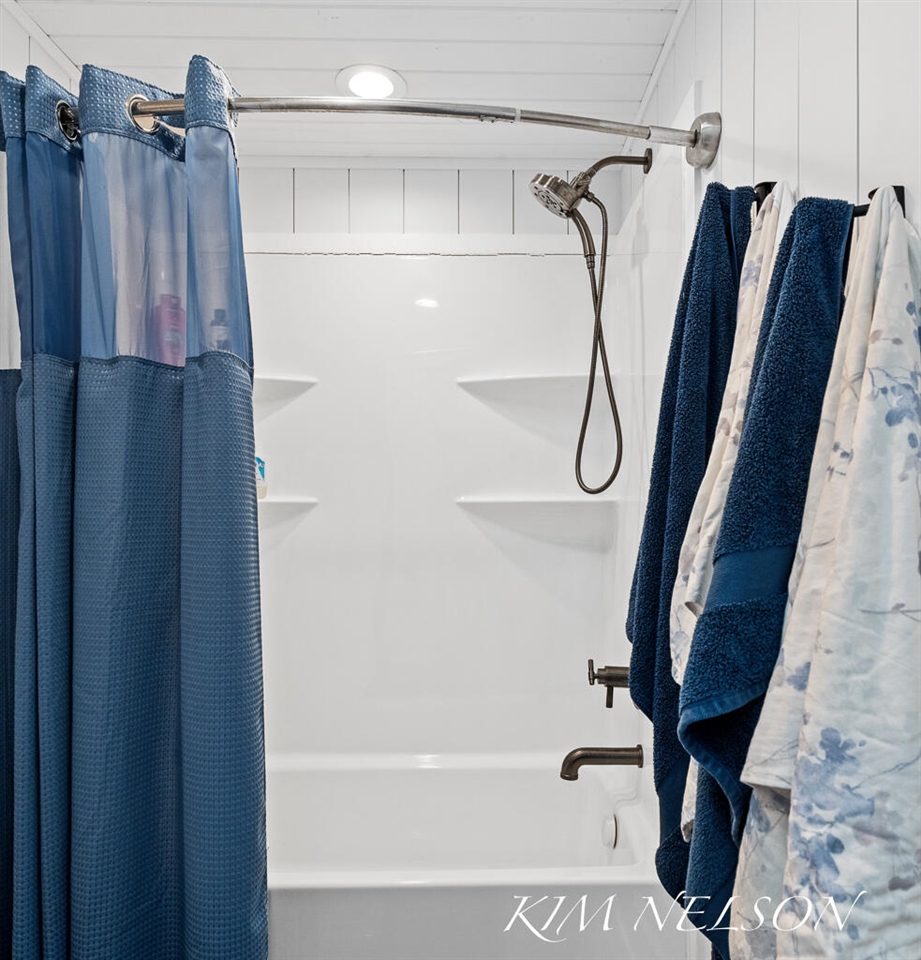 5768 South Shore Drive Property Photo 82