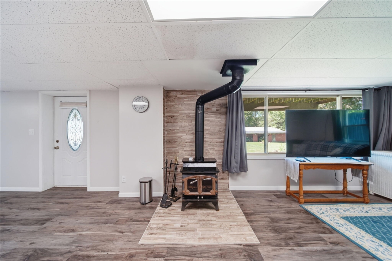 6060 Lansing Avenue Property Photo 27