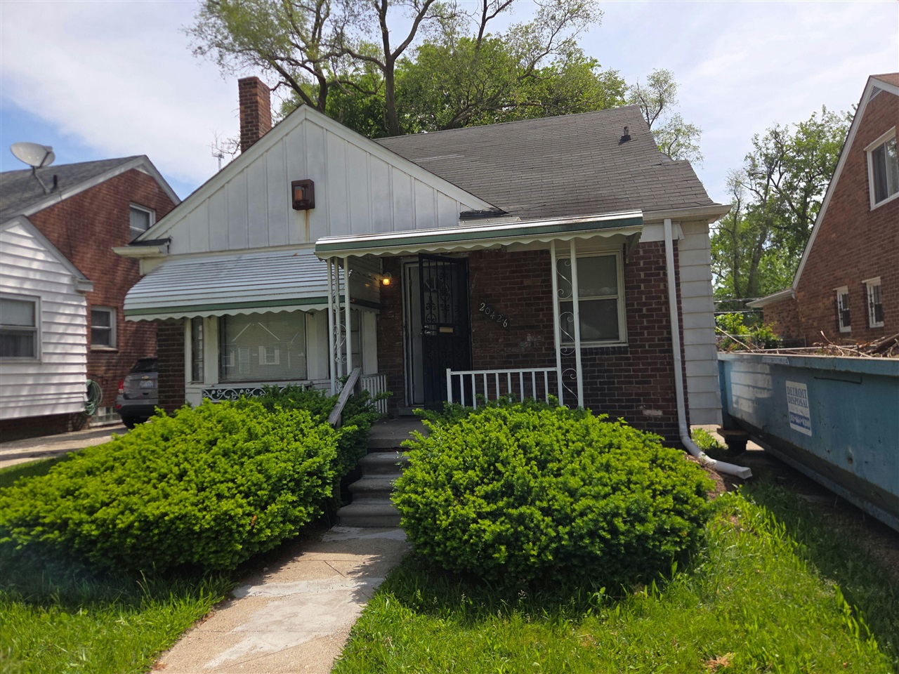 20426 Tracey Street Property Photo 1