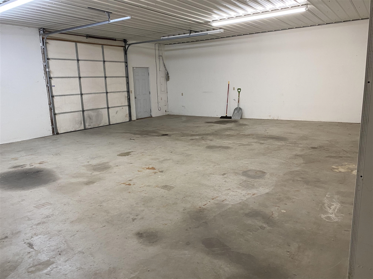 2982 Business One Drive Property Photo 7