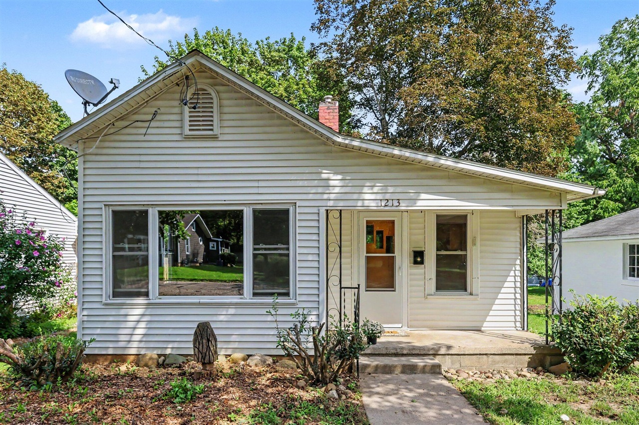 1213 Edwards Street Property Photo 1