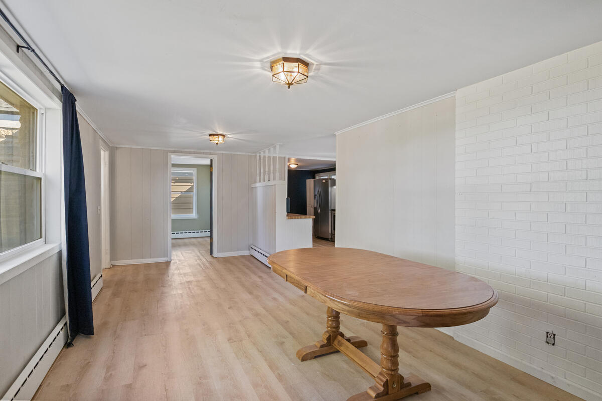 6830 S Warner Avenue Property Photo 17