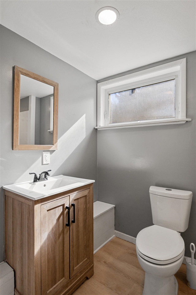 6830 S Warner Avenue Property Photo 21