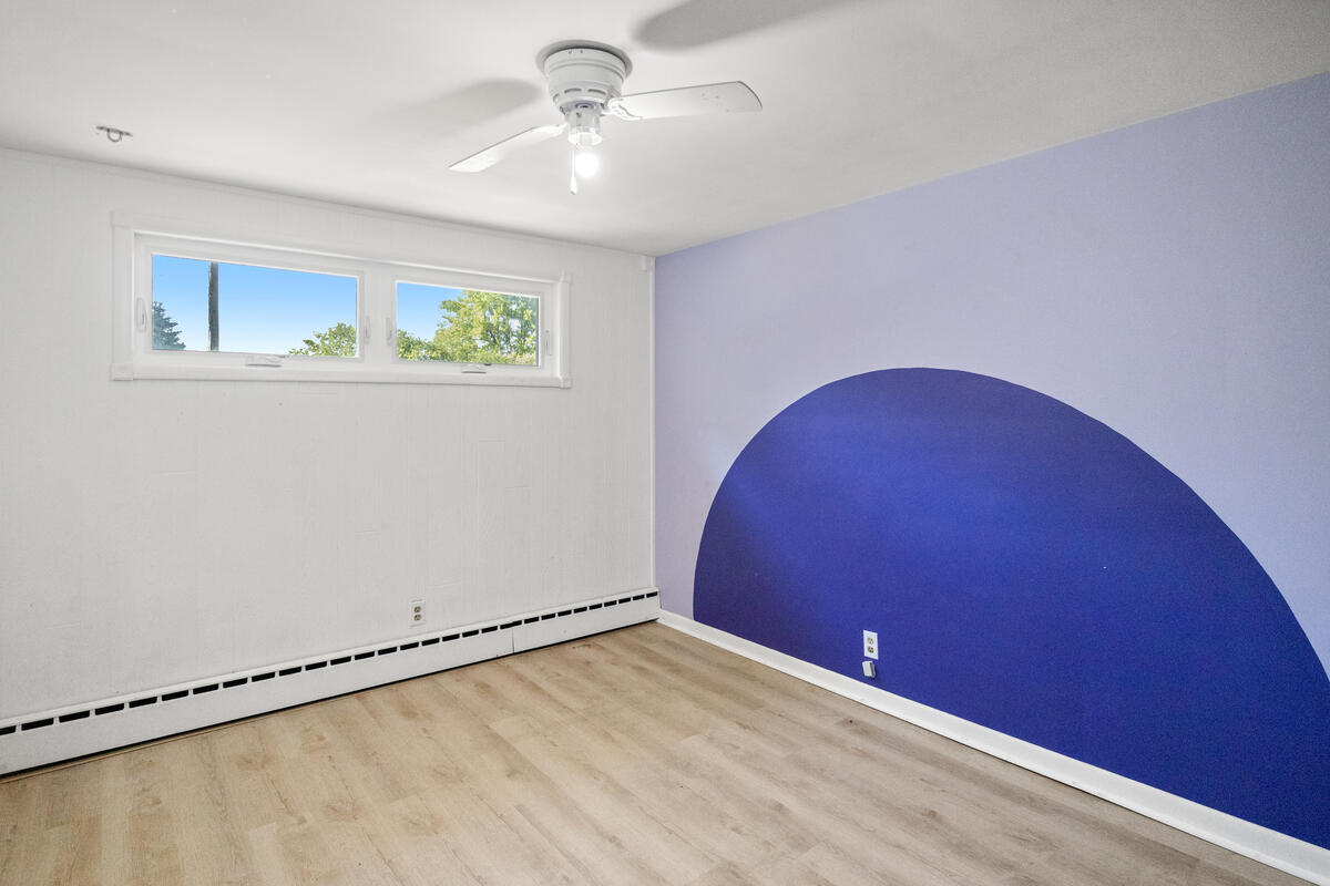 6830 S Warner Avenue Property Photo 23