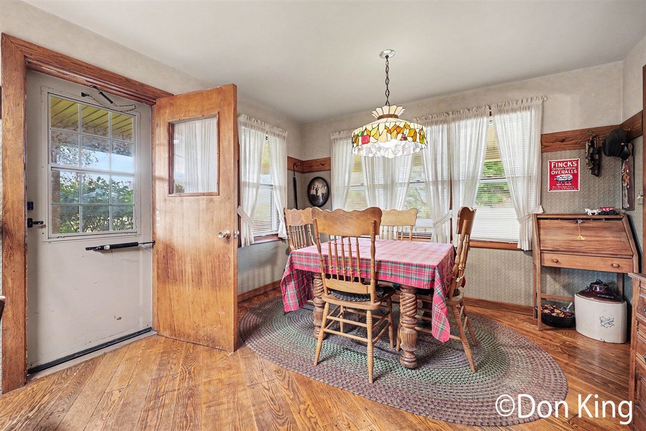296 13 Mile Road Property Photo 11
