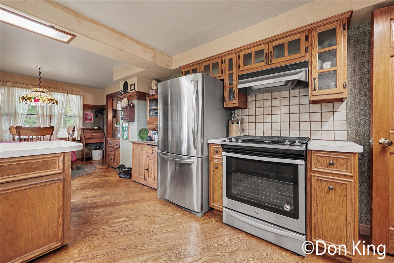 296 13 Mile Road Property Photo 14