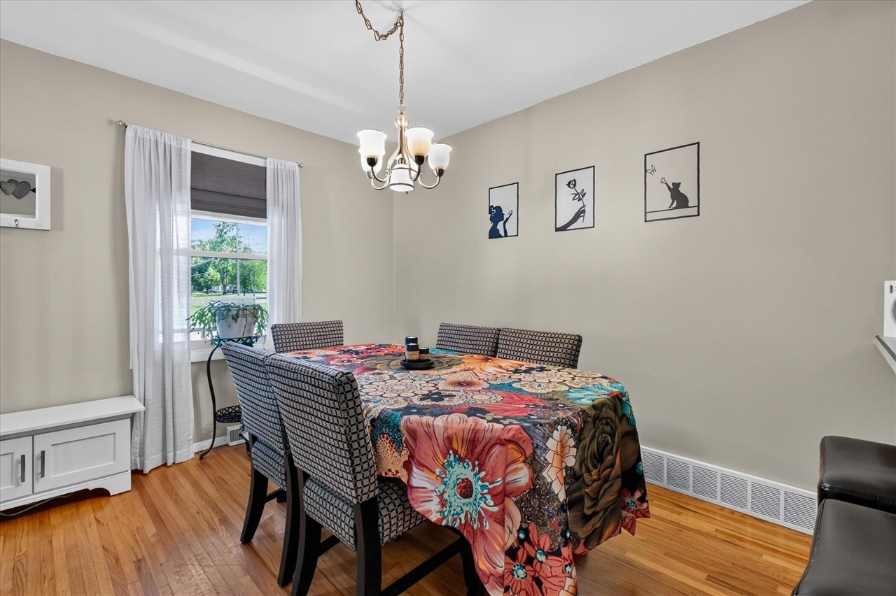 307 Miami Court Property Photo 14